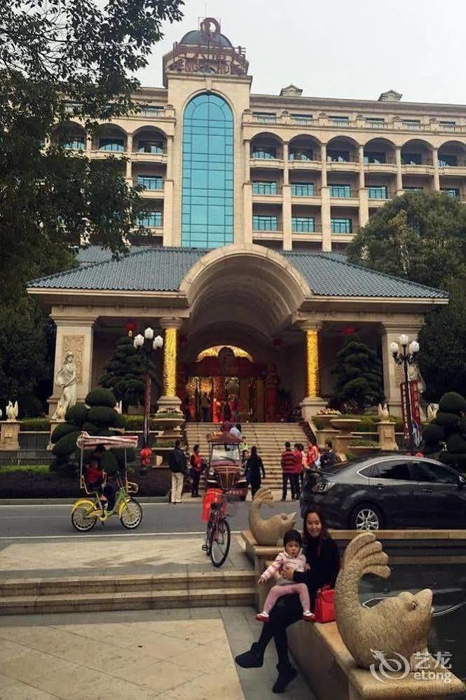 Qingyuan Hengda Hotel エクステリア 写真